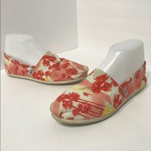 TOMS Tropical Palm Print